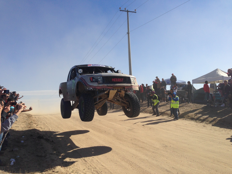 Illustration for article titled Baja 1000 - Truck Yeah! (Images) - Updated (Again)!